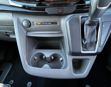 Ford Tourneo Custom 320 ZETEC ECOBLUE 50