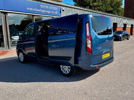 Ford Tourneo Custom 320 ZETEC ECOBLUE 10