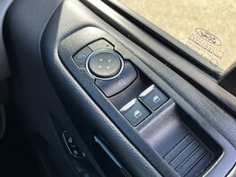 Ford Tourneo Custom 320 ZETEC ECOBLUE 57