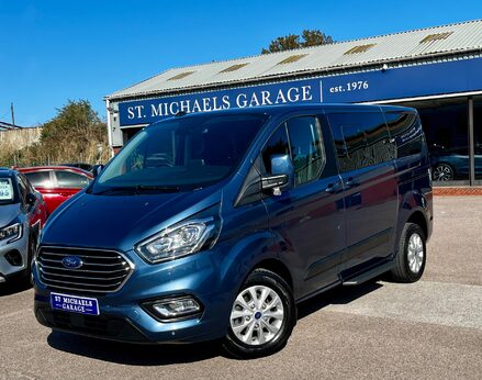 Ford Tourneo Custom 320 ZETEC ECOBLUE 1