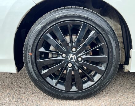 Honda Jazz I-VTEC SPORT NAVI 13