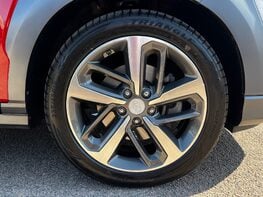 Hyundai KONA PREMIUM GT 16