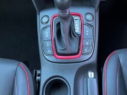 Hyundai KONA PREMIUM GT 62