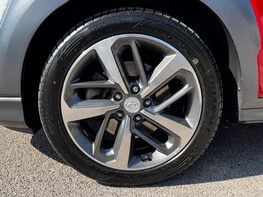Hyundai KONA PREMIUM GT 13