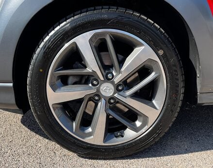 Hyundai KONA PREMIUM GT 13