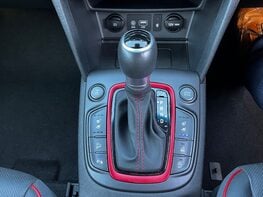 Hyundai KONA PREMIUM GT 61