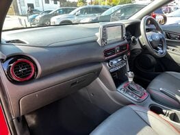 Hyundai KONA PREMIUM GT 17