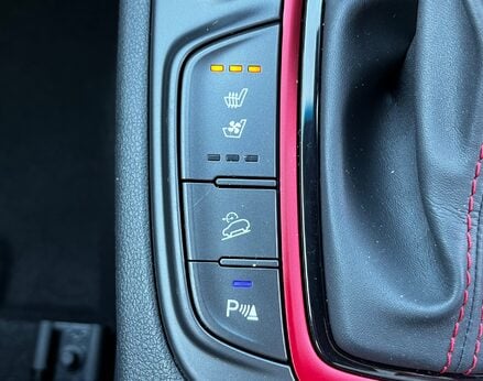 Hyundai KONA PREMIUM GT 59