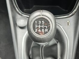 Ford Puma TITANIUM MHEV 54