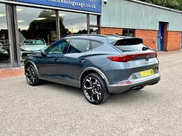 Cupra Formentor TSI V2 DSG 9