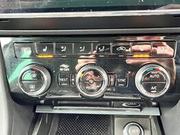 Skoda Superb SE TECHNOLOGY TDI 61