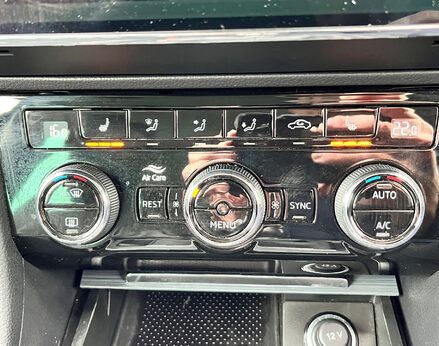 Skoda Superb SE TECHNOLOGY TDI 61