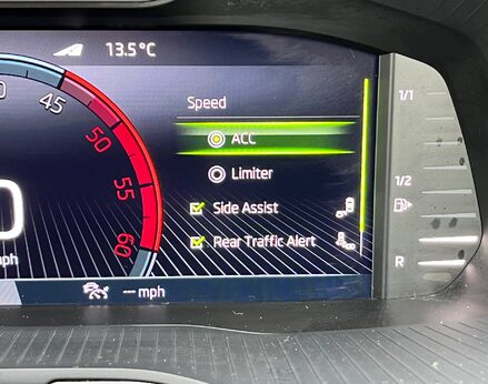 Skoda Superb SE TECHNOLOGY TDI 30