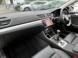 Skoda Superb SE TECHNOLOGY TDI 17