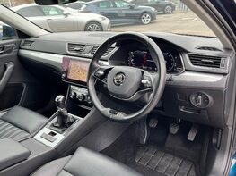 Skoda Superb SE TECHNOLOGY TDI 18