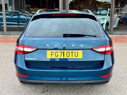 Skoda Superb SE TECHNOLOGY TDI 6