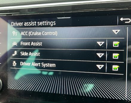 Skoda Superb SE TECHNOLOGY TDI 59