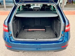 Skoda Superb SE TECHNOLOGY TDI 83