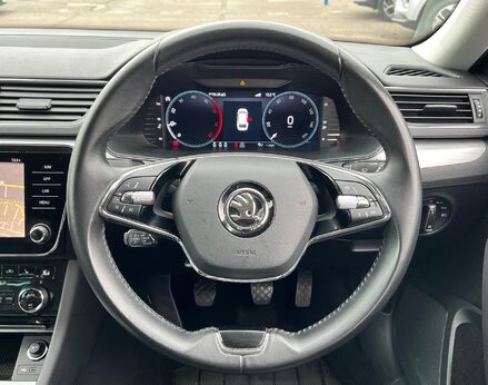 Skoda Superb SE TECHNOLOGY TDI 20