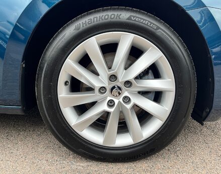 Skoda Superb SE TECHNOLOGY TDI 16