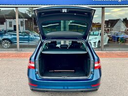 Skoda Superb SE TECHNOLOGY TDI 82