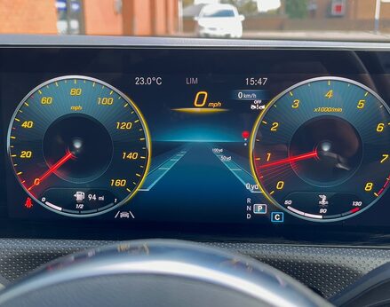 Mercedes-Benz CLA Class CLA 180 AMG LINE PREMIUM 30