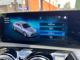 Mercedes-Benz CLA Class CLA 180 AMG LINE PREMIUM 63