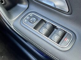 Mercedes-Benz CLA Class CLA 180 AMG LINE PREMIUM 79