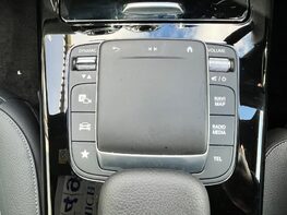 Mercedes-Benz CLA Class CLA 180 AMG LINE PREMIUM 69