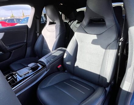Mercedes-Benz CLA Class CLA 180 AMG LINE PREMIUM 83