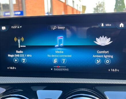 Mercedes-Benz CLA Class CLA 180 AMG LINE PREMIUM 43