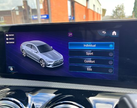 Mercedes-Benz CLA Class CLA 180 AMG LINE PREMIUM 61