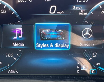 Mercedes-Benz CLA Class CLA 180 AMG LINE PREMIUM 28