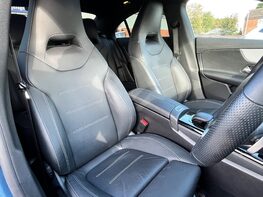 Mercedes-Benz CLA Class CLA 180 AMG LINE PREMIUM 82