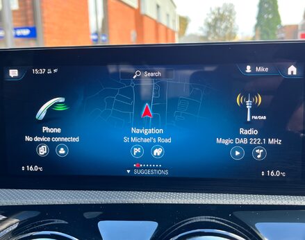 Mercedes-Benz CLA Class CLA 180 AMG LINE PREMIUM 42