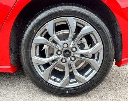 Ford Focus ST-LINE 14
