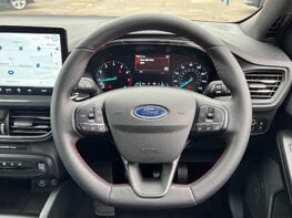 Ford Focus ST-LINE 20