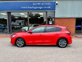 Ford Focus ST-LINE 11