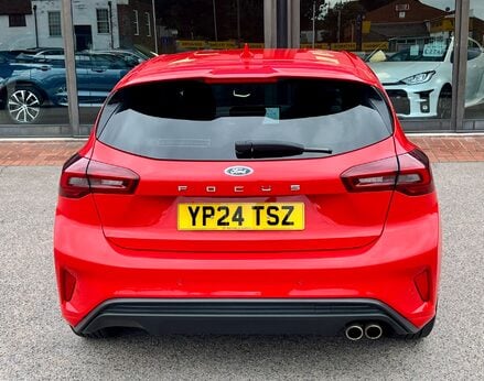 Ford Focus ST-LINE 6