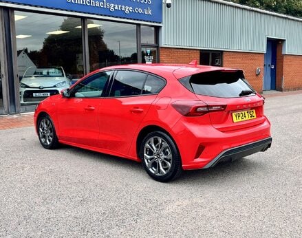 Ford Focus ST-LINE 9