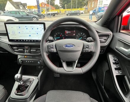 Ford Focus ST-LINE 19