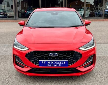 Ford Focus ST-LINE 5