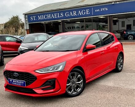 Ford Focus ST-LINE 1