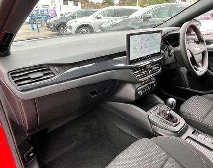 Ford Focus ST-LINE 17