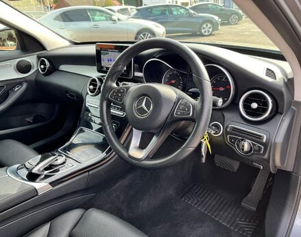 Mercedes-Benz C Class C200 SPORT 18