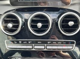 Mercedes-Benz C Class C200 SPORT 49