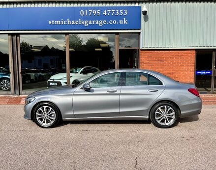 Mercedes-Benz C Class C200 SPORT 11