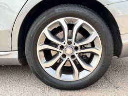 Mercedes-Benz C Class C200 SPORT 14