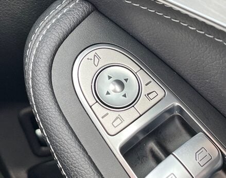 Mercedes-Benz C Class C200 SPORT 65