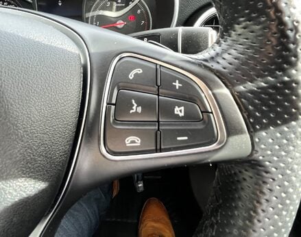Mercedes-Benz C Class C200 SPORT 58